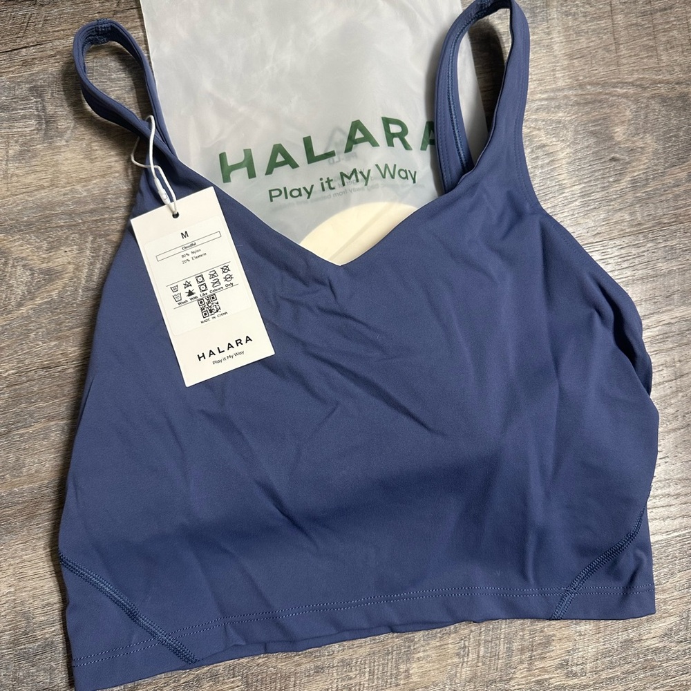 Halara sport bra